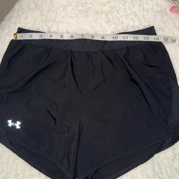 3 x 20$ Under Armour Women's Athletic Black Shorts Size Medium - Picture 3 of 6